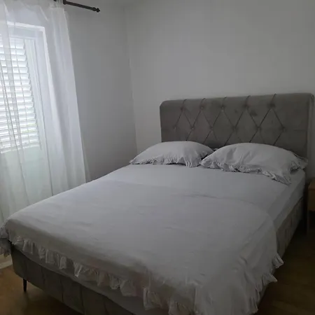 Apartman Lucija